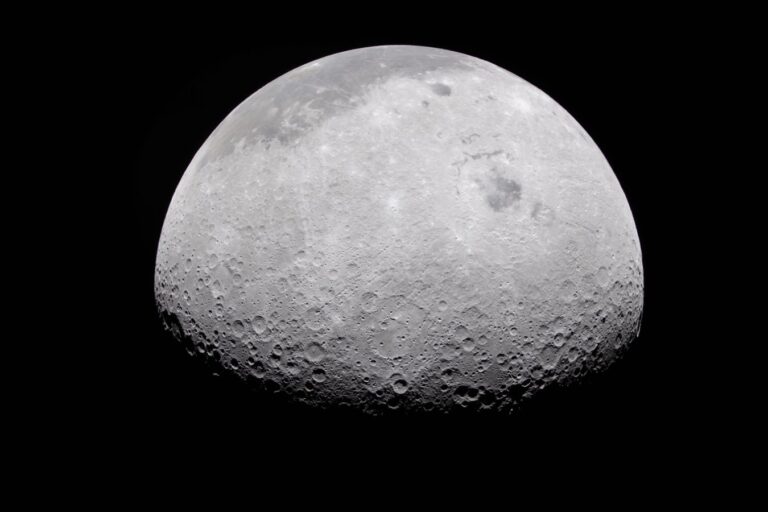 Nobody Saw SpaceX’s Falcon 9 Rocket Crash Into the Moon
